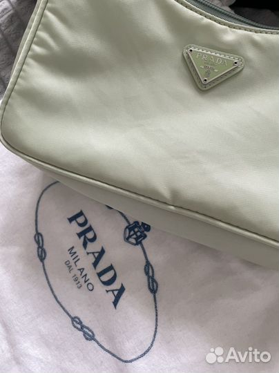 Сумка prada re edition 2000