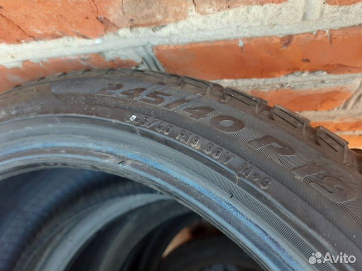 Pirelli Winter Sottozero 3 245/40 R19