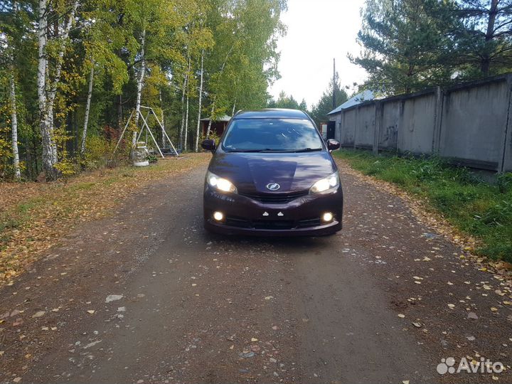 Toyota Wish 1.8 CVT, 2010, 147 000 км