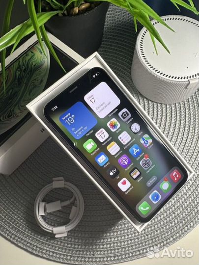 iPhone Xs, 64 ГБ