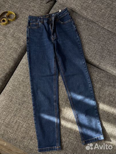 Джинсы mom 42 размер