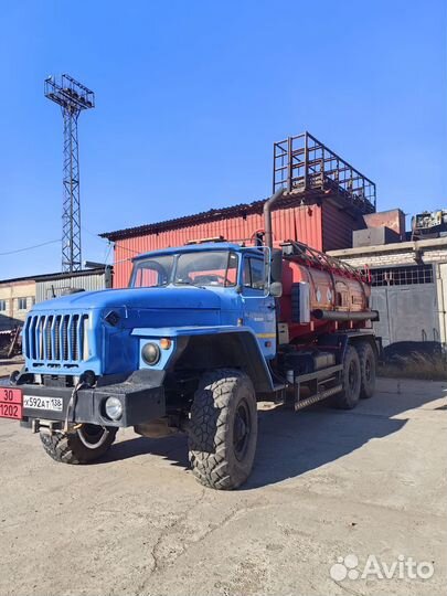 Аренда топливозаправщика на базе Урал 6*6 Бензовоз