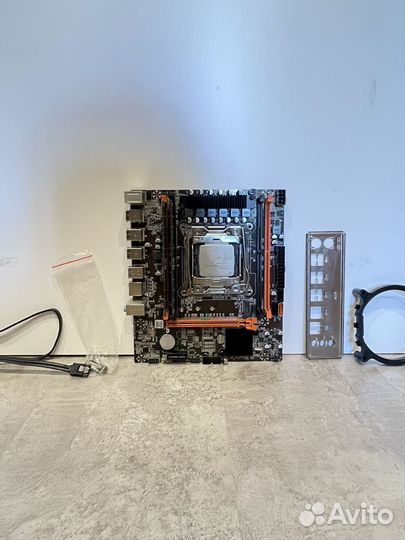 Материнская плата