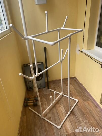 Вешалка для хоккейной формы напольная