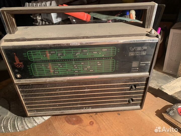 Радиоприёмник транзистор