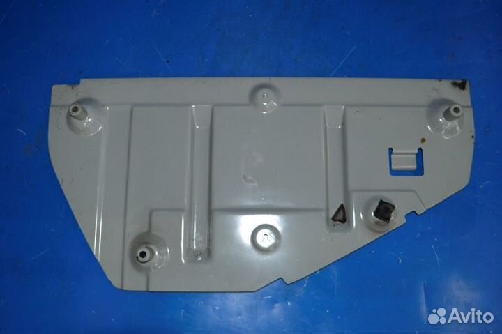 Кронштейн торпедо mercedes-benz Actros MP4 1842 (01.12)