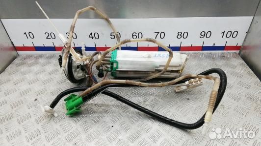 Насос топливный электрический audi A8 D3 (1BS08M70