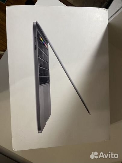 13.3 Apple MacBook Pro 13 2020 i5, 16 гб,512 гб