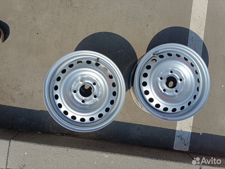Автомобильные диски штампованные 15 дюймов