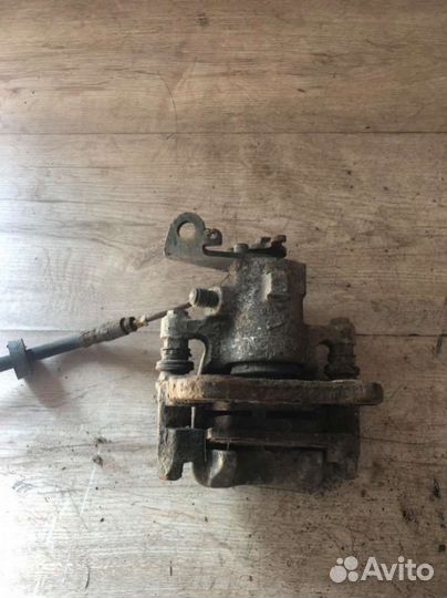 Суппорт тормозной задний правый renault scenic 1 0.0 nn