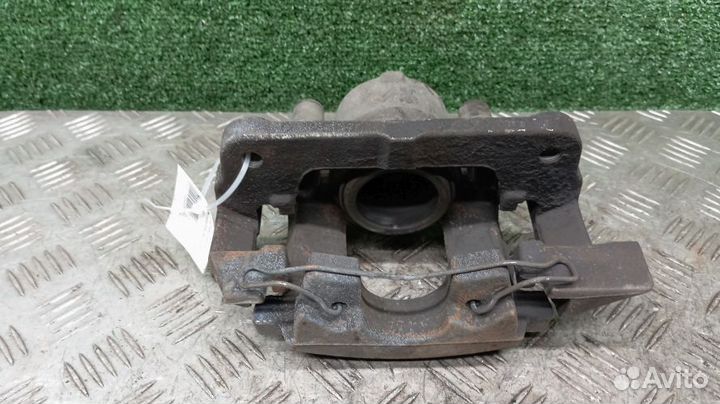 Суппорт Peugeot 508 Левый Передний