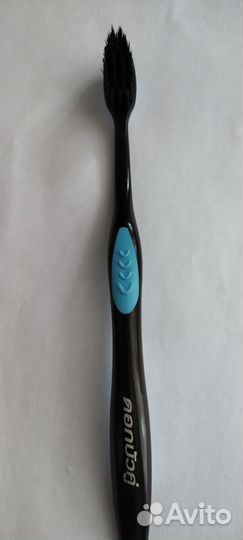 Зубная щетка Twin Lotus с углем бамбука