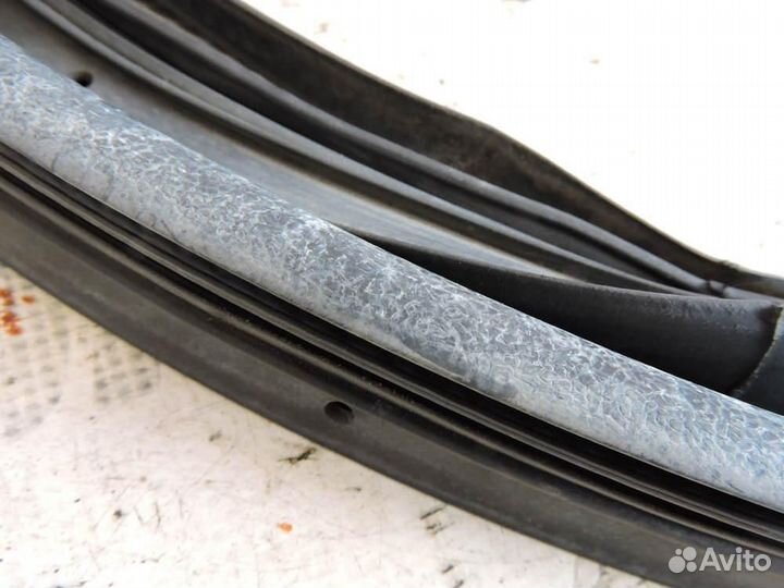 Уплотнитель двери для Fiat Albea 2003-2012г