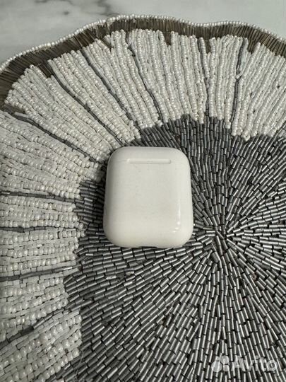 Наушники Apple airpods