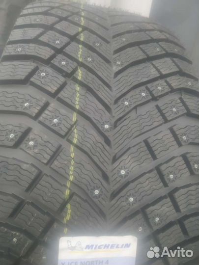 Michelin X-Ice North 4 275/40 R21 и 305/35 R21