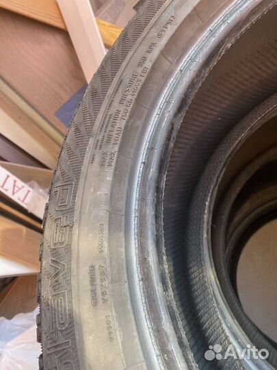 Gislaved Nord Frost 200 2.25/5 R17