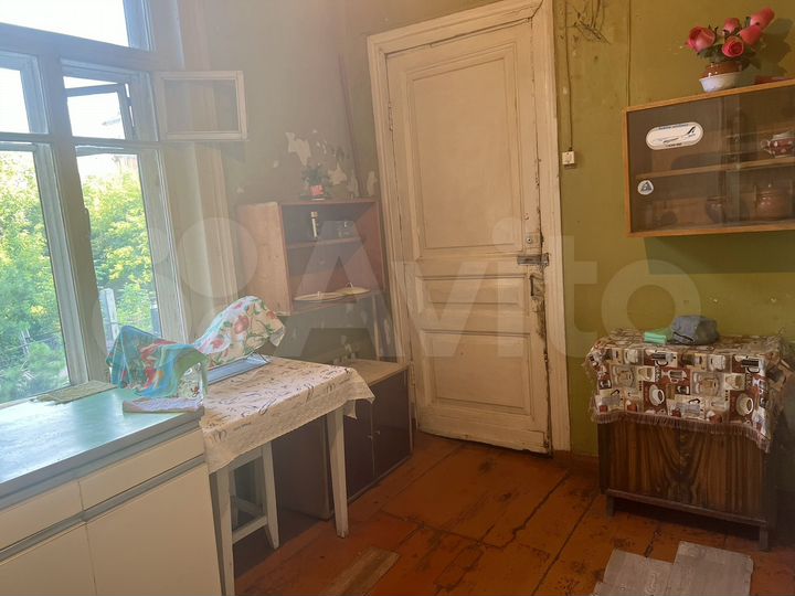 Комната 26,6 м² в 4-к., 2/2 эт.