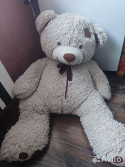 Плюшевый медведь большой