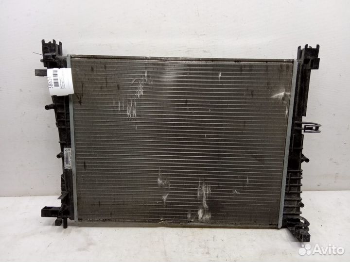 Радиатор охлаждения Renault Logan 2 2014