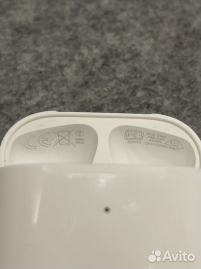 Наушники Apple Airpods 2