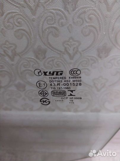 Стекло на RangeRover Vogue 2006 левое переднее