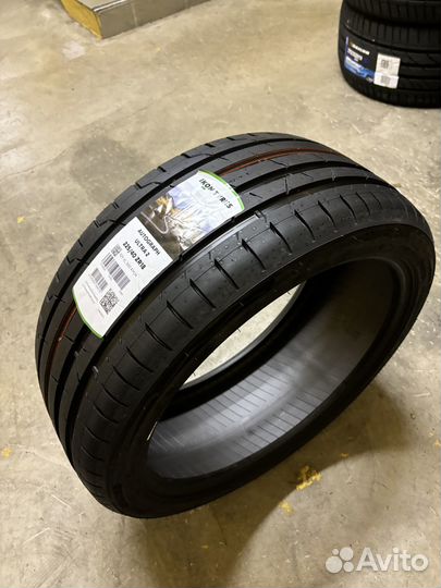 Ikon Tyres Autograph Ultra 2 225/40 R18 92Y