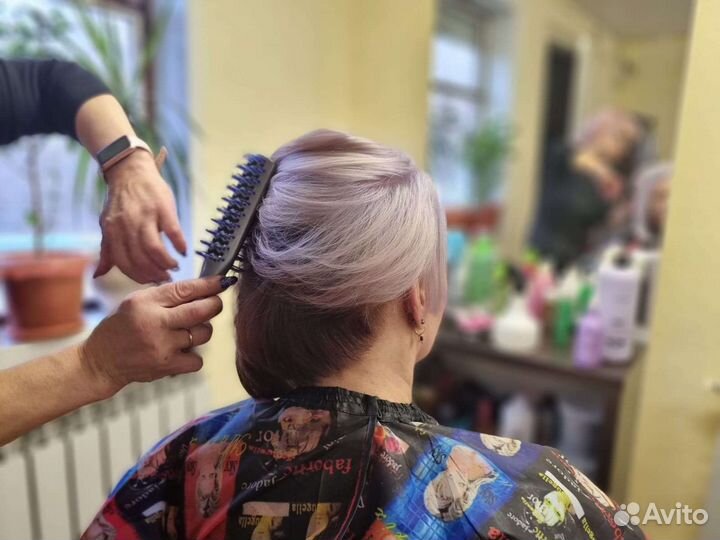 Парикмахер. Маникюр. Обучение (парикмахер)