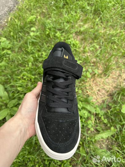 Кроссовки Adidas forum low