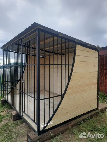 Вольеры и будки для собак