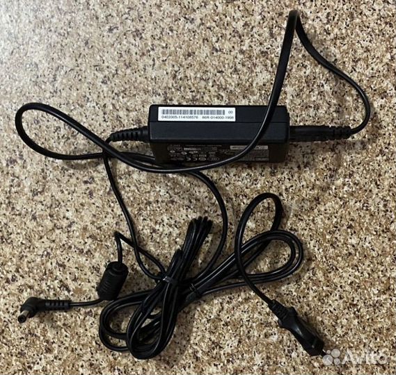 Блок питания, шнур, кабель питания ноутбука