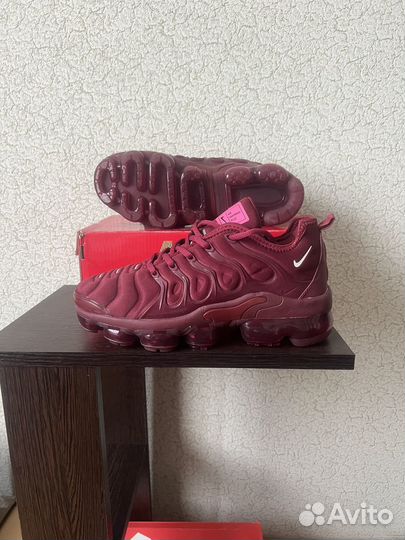Кроссовки Nike Vapormax Plus