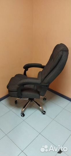 Компьютерное кресло офисное с функцией массажа