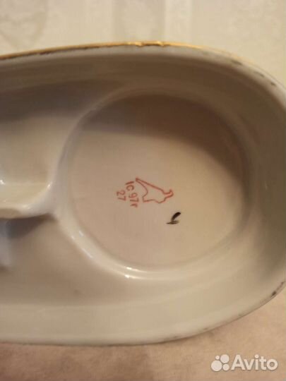 Фарфоровая статуэтка Лакомка белый, Дулево