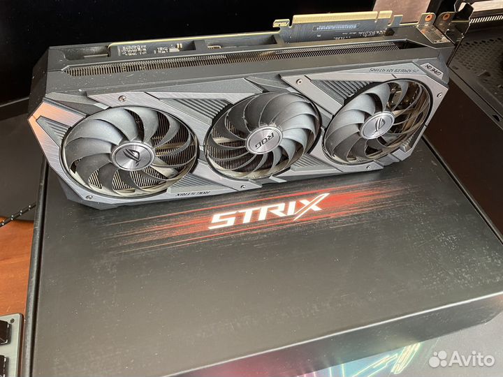 Видеокарта rtx 3090 asus ROG strix OC