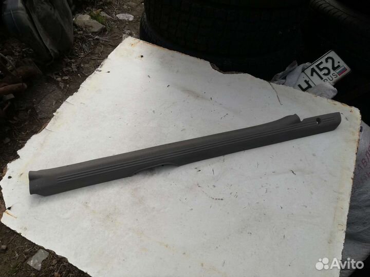 Накладка порога Мазда Демио 1