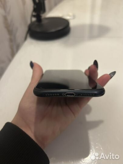 iPhone Xr, 128 ГБ