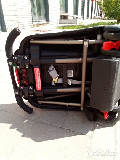 Автокресло-коляска sit-n-stroll 5в1