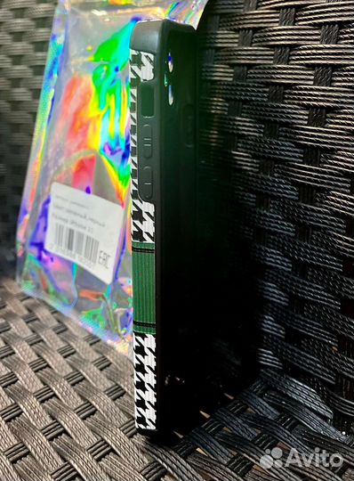 Чехол на iPhone 11 бампер накладка