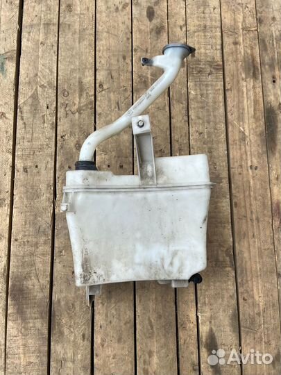 Бачок омывателя фар Ниссан Тиида С11 2007-2014