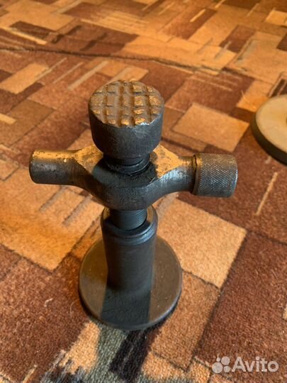 Домкрат советский