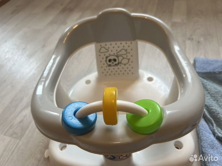 Стульчик для купания с полотенцем