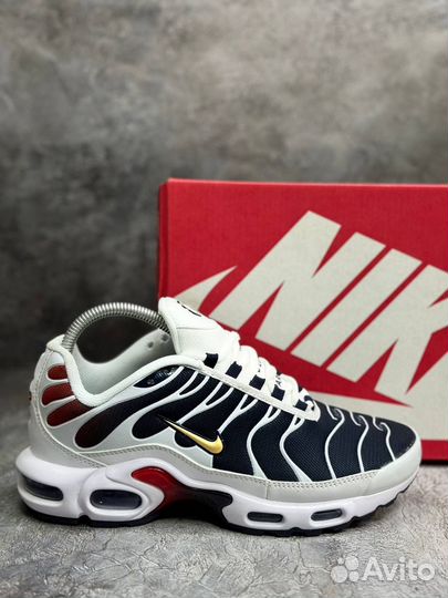 Кроссовки nike