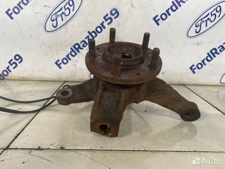 Кулак поворотный передний левый Mazda Cx-7 ER 2.3