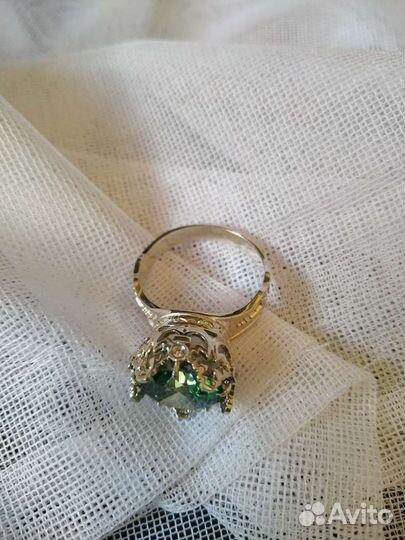 Серебряное кольцо