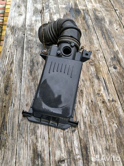 Toyota corolla 2003 1.8 гофра крышка возд фильтра