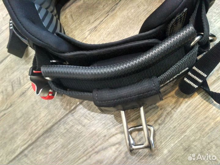 Трапеция для летнего и зимнего кайтинга dakine C-1