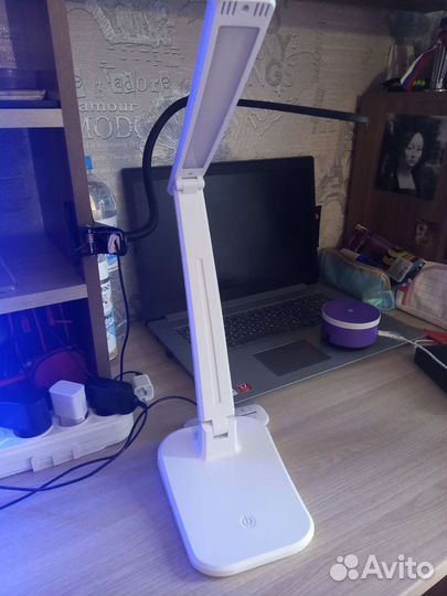 Лампа настольная