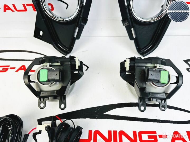 Противотуманные фары RAV4 (XA 40 )