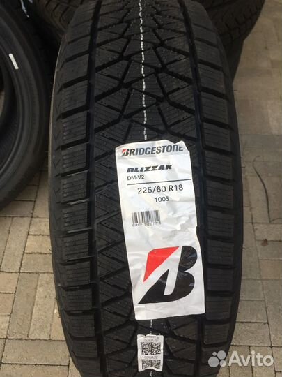Bridgestone Blizzak DM-V2 225/60 R18 100S