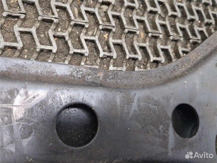 Балка подвески передняя Mazda Tribute 2007, 2008